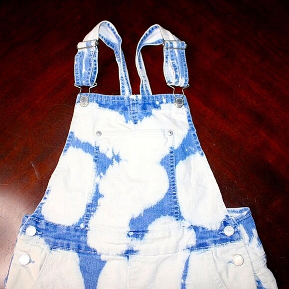 Vintage Inspired Jordache Overalls Shorts | THRASHED | Indie Style - Picture 5 of 10